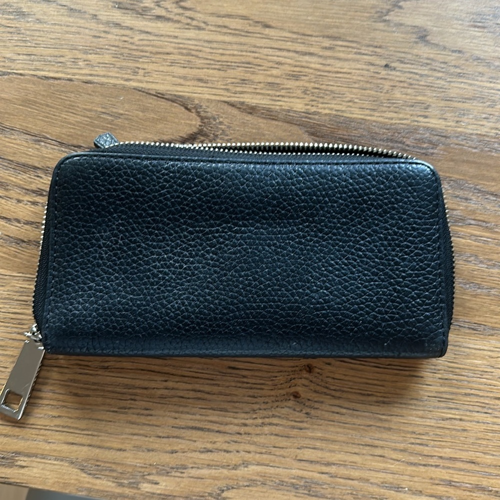 Marc Jacobs Large Pebble Wallet - Picture 2 of 3